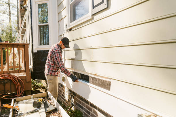 Top rated local Emergency Siding Repair specialists in East Rockaway, NY